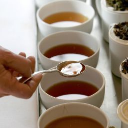 Atentie, esti ceea ce bei!