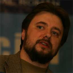 REACTIA UNUI ANALIST: "Sper ca alegerile prezidentiale sa fie organizate corect"
