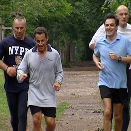 Sarkozy - un guvern, trei lovituri politice