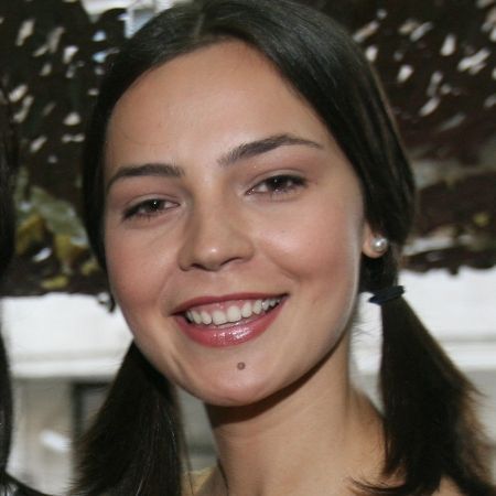 OMUL SAPTAMANII: Maria Dinulescu: "Ma simt creativa"