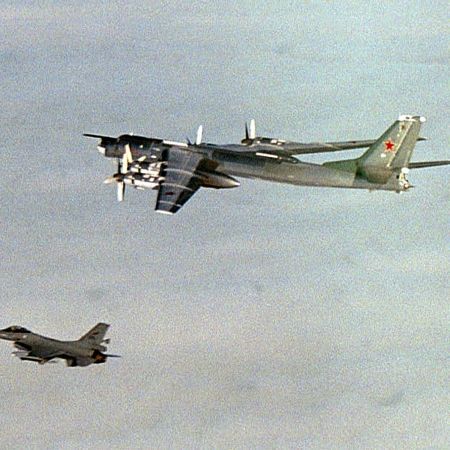 Bombardierele rusesti dau tarcoale bazelor americane