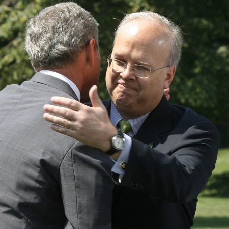 "Creierul" lui Bush se retrage