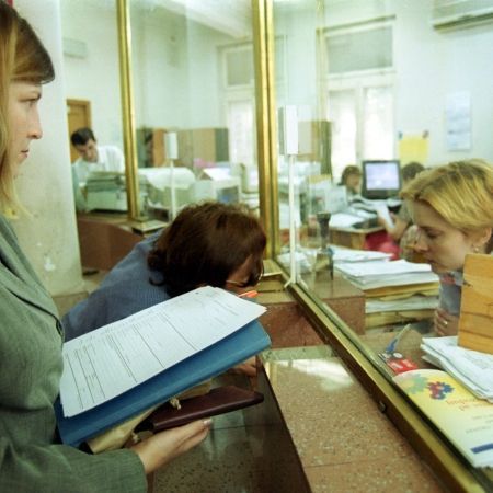 Firmele cercetate, la vedere