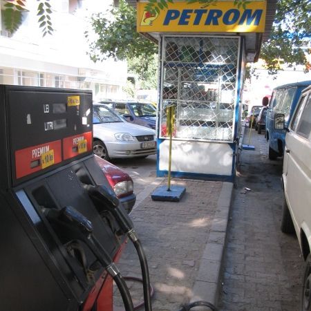 Salariatii Petrom asteapta 8% pana la Craciun