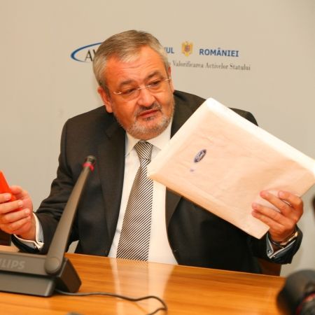 Afacerea statului la Automobile Craiova: zero lei