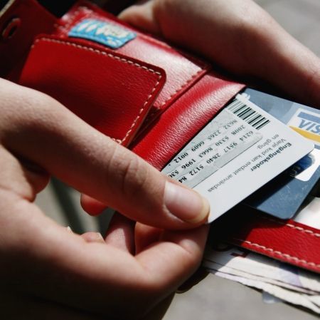 Cardurile de magazin, in top