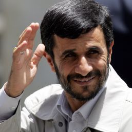 Presedintele iranian, despre atentate si Holocaust: "Nimic nu este incontestabil"