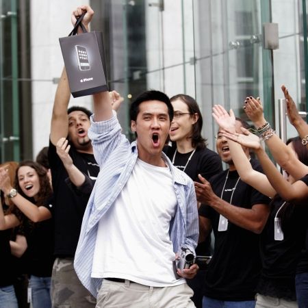 Un milion de iPhone-uri vandute