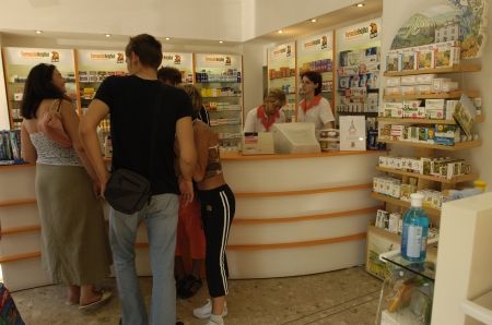 De ce consumăm mai multe medicamente