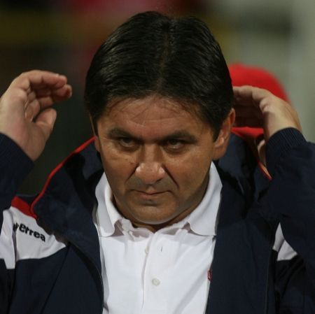 Lacatus, noul antrenor al Stelei!