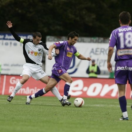 Poli Timişoara, pe val