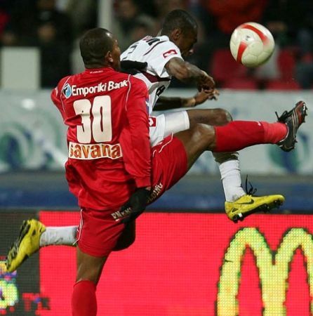 Vai de Dinamo! Ole, Rapid!