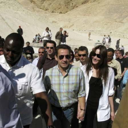 Sarkozy cu iubita, in vacanta sponsorizata