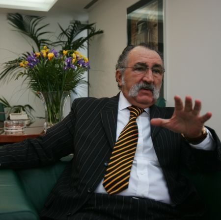 Tiriac, gata sa "fure" Australian Open!