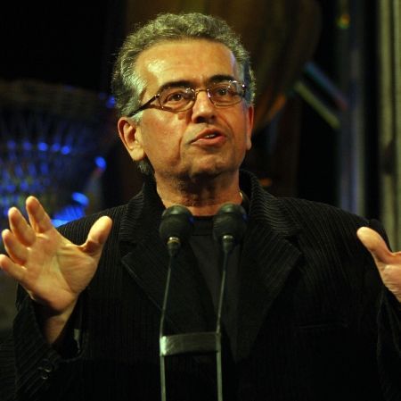 DAN C. MIHAILESCU: Scriitori la Ceausescu