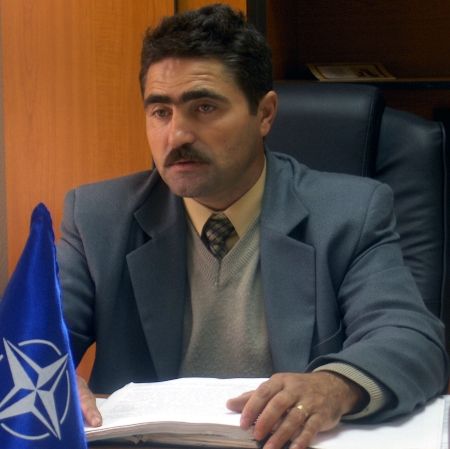 Primarii din două comune, acuzaţi de violenţe fizice