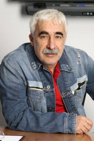 „Cancan“ se vinde prin Publimedia