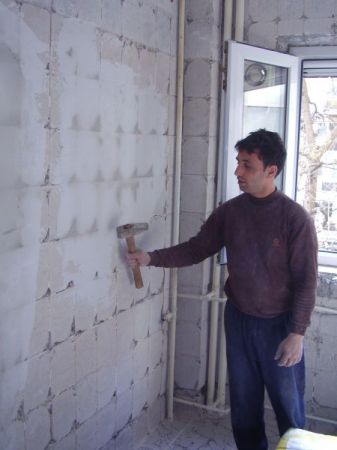 Cum pregăteşti suprafeţele pentru vopsire