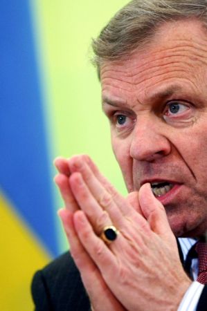 Jaap de Hoop Scheffer, arbitrul unei Alianţe aflate la răscruce