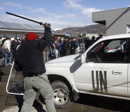 Kosovo, validat la minut