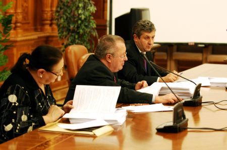 Marea corupţie e bine mersi şi la un an după integrare