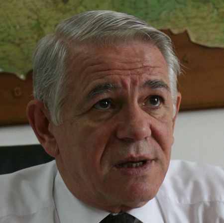 Meleşcanu îi grăbeşte pe parlamentari