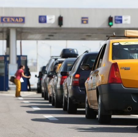 NATO aduce controale aspre la frontieră