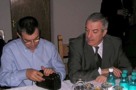 Tăriceanu l-a lăsat pe Stroe fără minister