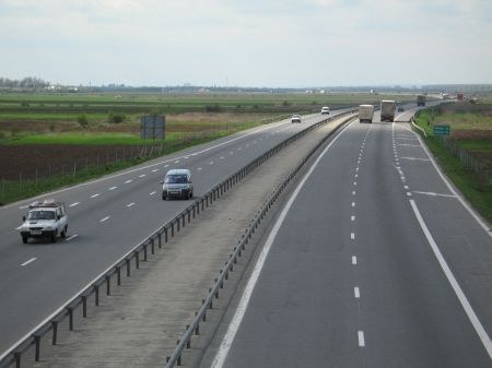 Autostrada Bucureşti-Ploieşti s-a rătăcit într-o pădure