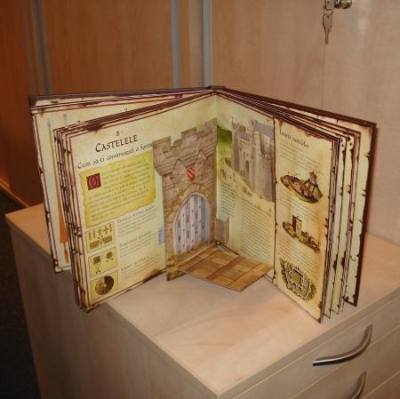CARTEA SĂPTĂMÂNII: Călătorie educativă în lumea cavalerilor