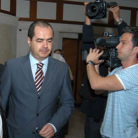 Consilier prezidenţial, combinat cu „băieţii deştepţi“ din energie