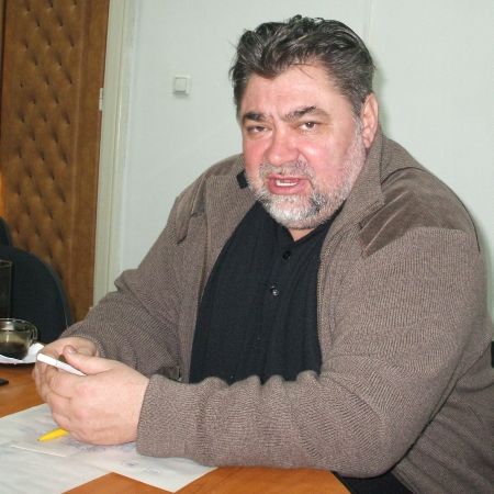 DECLARAŢIILE SĂPTĂMÂNII: „Eu sufăr de port ilegal de creier. Doctorul mi-a spus că folosesc în exces mintea. Că gândesc prea mult pe timpul nopţii.“