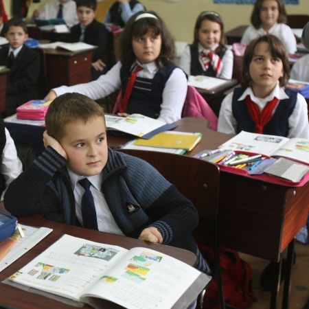 Educaţia, ultima şansă