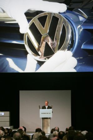 Porsche accelerează spre Volkswagen