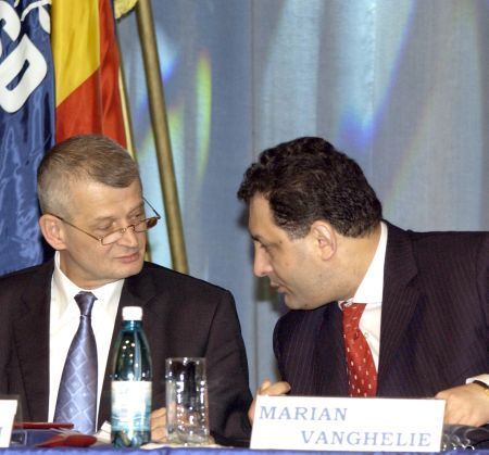PSD, între Vanghelie şi Oprescu