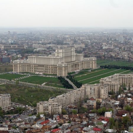 Turnul Babel de la Casa Poporului