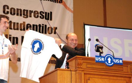 Băsescu a criticat situaţia învăţământului românesc | VIDEO