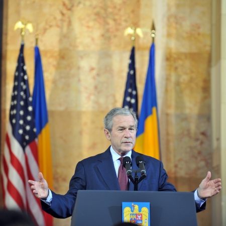 Bush: "Rusia nu este duşmanul nostru"