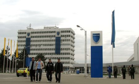 Dacia, again to the streets