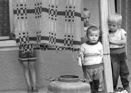 Euronavetiştii români au lăsat în urmă 350.000 de copii