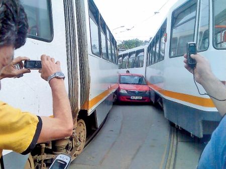 FAZA SĂPTĂMÂNII: Ce, mă, nu ţi-a mai ajuns strada?!