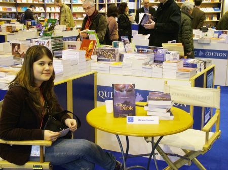 Miruna Tarcau, impresiile unei tinere autoare la Salonul de carte de la Paris, 2008