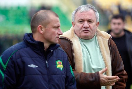 Munteanu, dat afară de Porumboiu