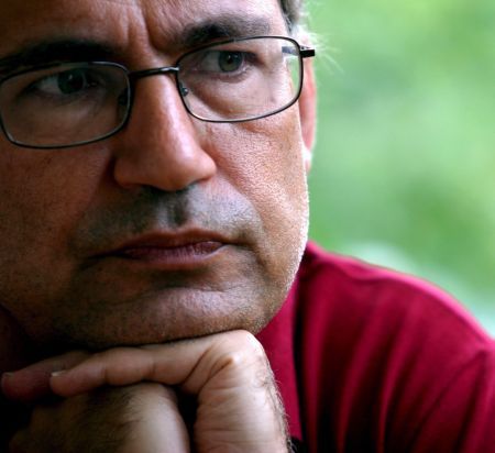 Pamuk a venit în România