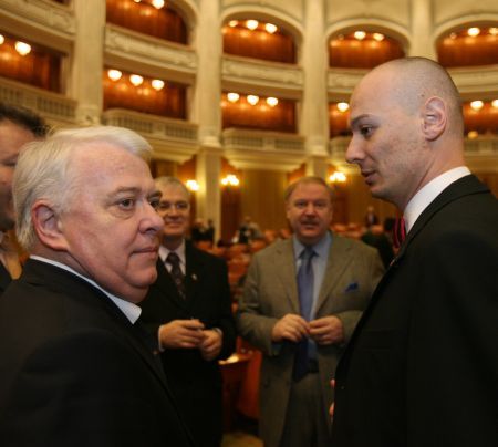 Politicienii ispitesc clerul cu pomeni electorale