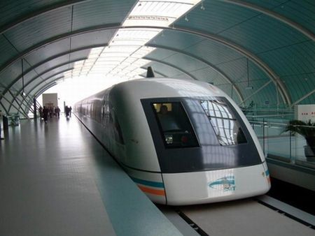 Primul tren cu 350 km/h
