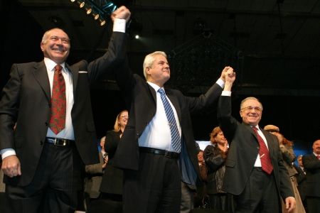 PSD vrea să-şi pună din nou Antene