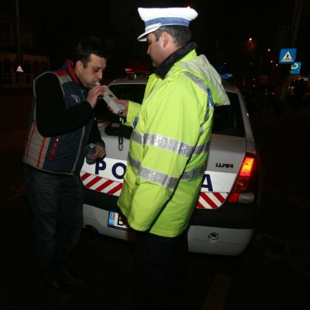Şoferii, convinşi că pot bea un păhărel