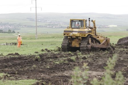 Bechtel dă afară muncitori