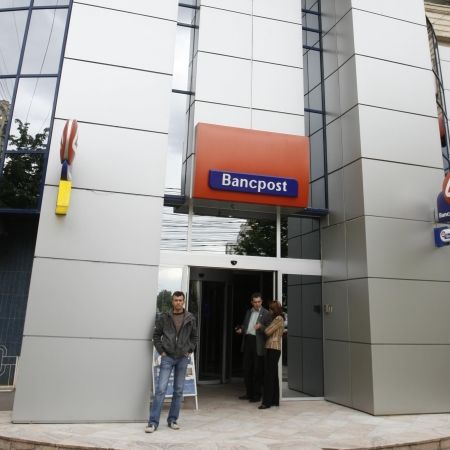 „Cămătarii“, în spatele atacurilor de la Bancpost